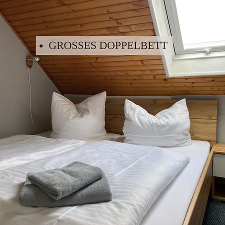 Haus Krabbe Zimmer Ohne Kueche, Fuer 1-2 Personen, Doppelbett, Zentral Gelegen Zwischen Cuxhaven Und Bremerhaven, Hunde Kostenfrei Willkommen, Kostenfreier Parkplatz Wremen Exteriör bild