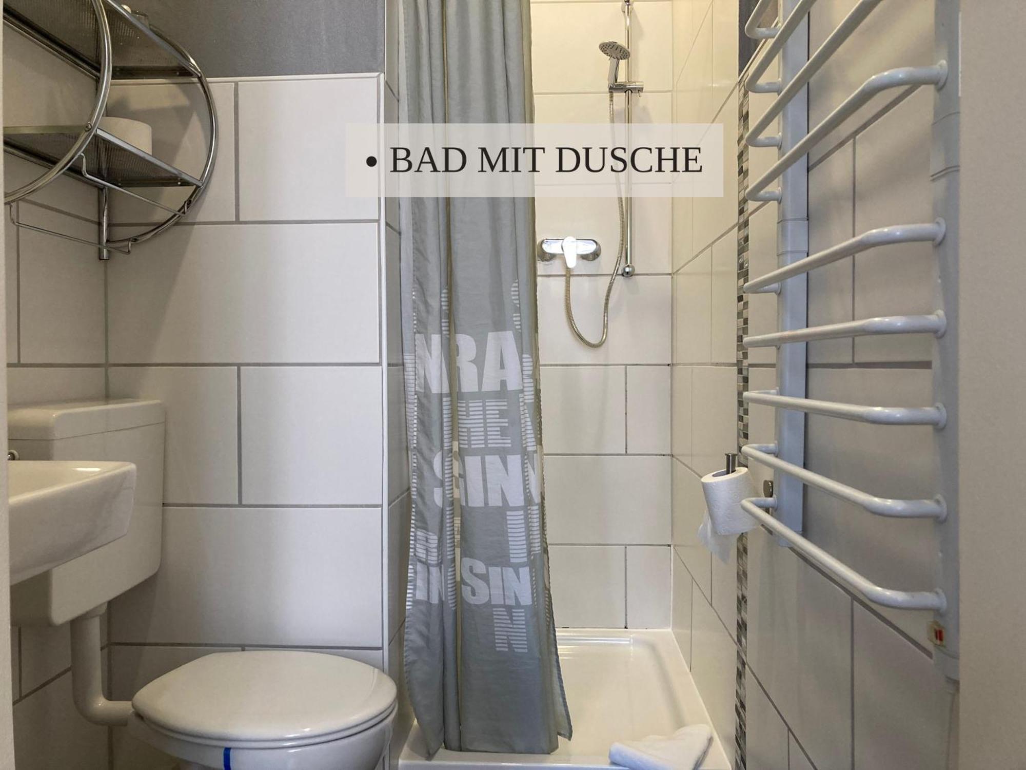 Haus Krabbe Zimmer Ohne Kueche, Fuer 1-2 Personen, Doppelbett, Zentral Gelegen Zwischen Cuxhaven Und Bremerhaven, Hunde Kostenfrei Willkommen, Kostenfreier Parkplatz Wremen Exteriör bild